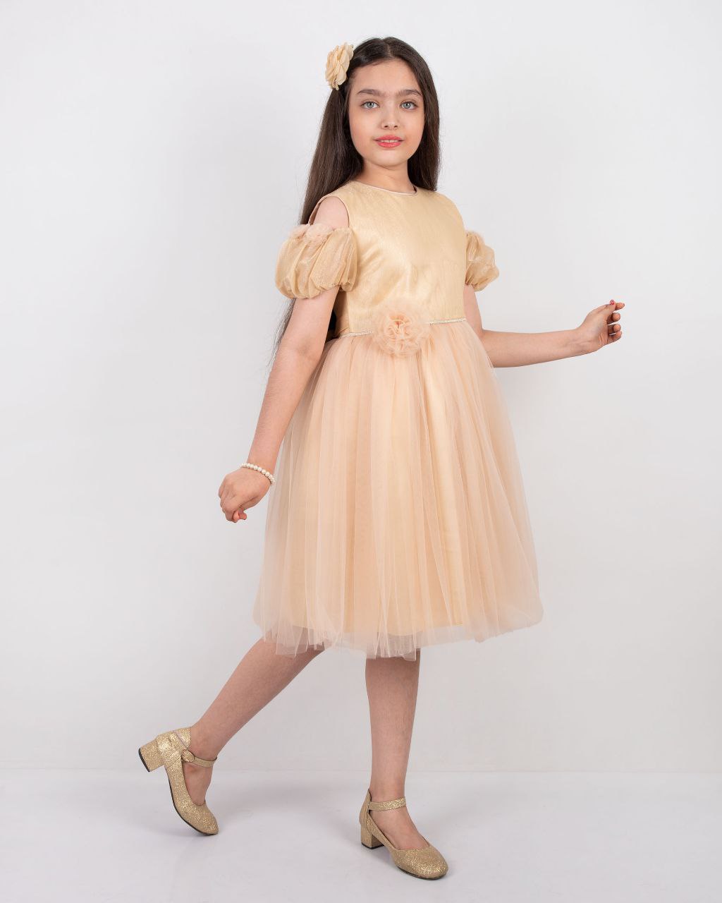 پیراهن دخترانه مجلسی آستین پفی گلدار نخودی مدل هلنا